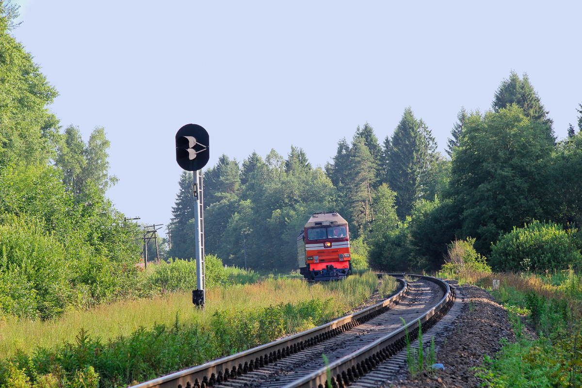 Тепловоз ТЭП70-0065 с поездом Торжок - Соблаго на перегоне Торжок - Торжок-Южный
