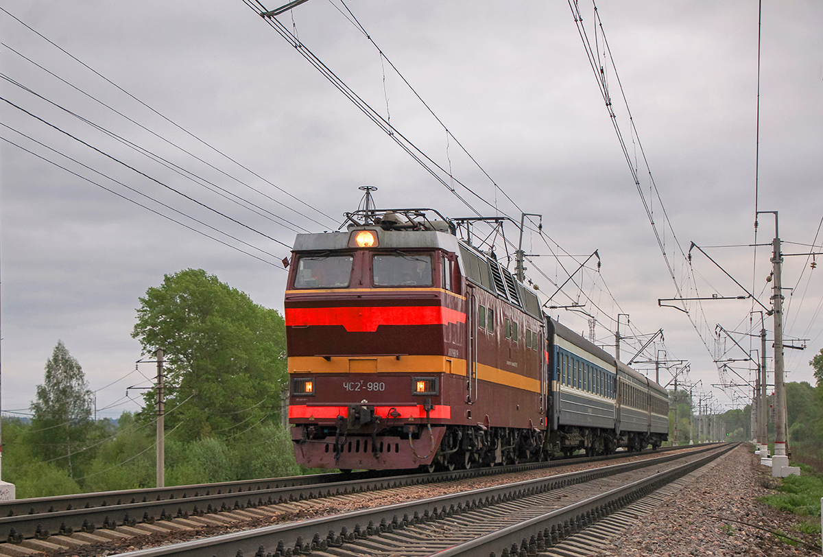 Электровоз ЧС2Т-980 с поездом «Таллин Экспресс», перегоне Подсолнечная - Клин