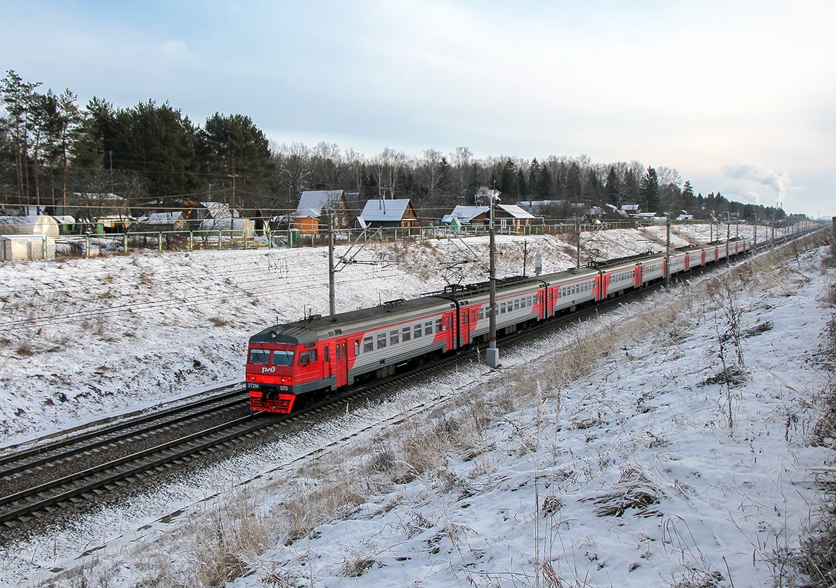 Электропоезд ЭТ2М-070, перегон Поварово-I - Крюково