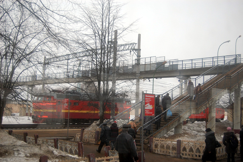 Электровоз ЧС2Т на станции Спирово